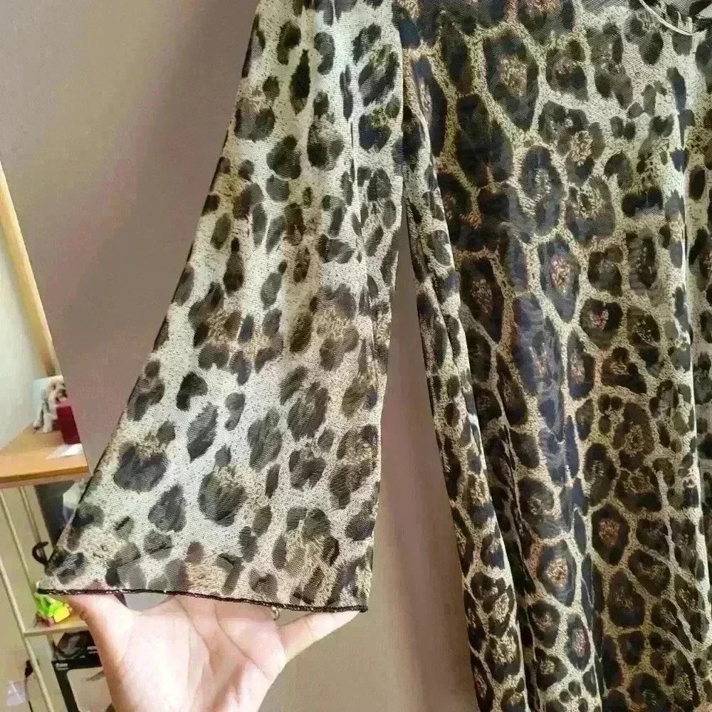 Jordan Taylor Cheetah Animal Print V Neck Translucid Tunic Small 3/4 Sleeve - Picture 5 of 7
